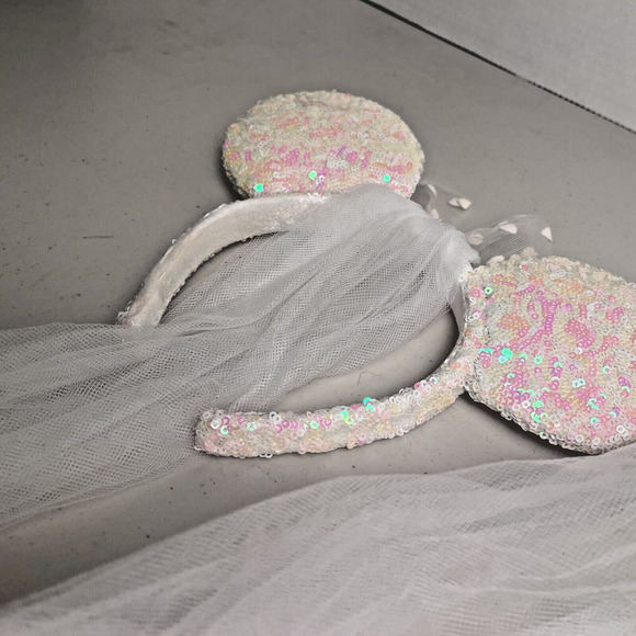 Disney Parks Minnie Mouse Bride Bridal Ears Veil Bow Sequin Headband Wedding - Picture 6 of 13